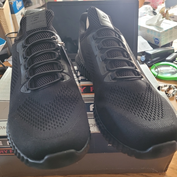 Big foot Man's size Shoes - Picture 7 of 10